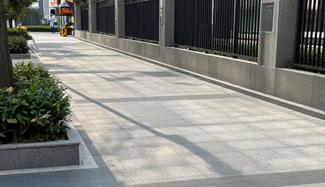 软件研发中技术适配的两种做法与实际取舍